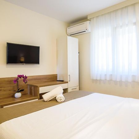 Apartments Leone Lukas Promajna Δωμάτιο φωτογραφία