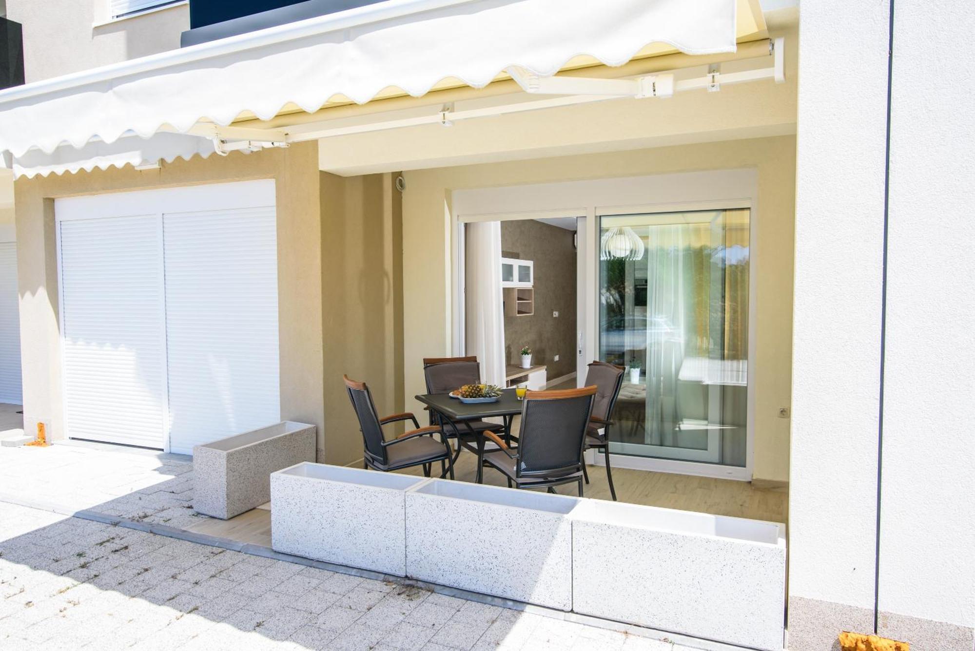 Apartments Leone Lukas Promajna Δωμάτιο φωτογραφία