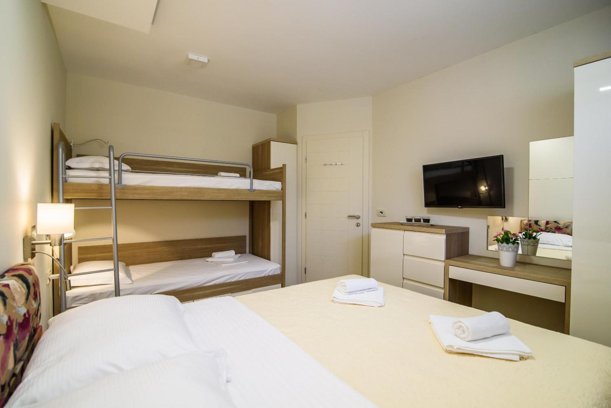 Apartments Leone Lukas Promajna Δωμάτιο φωτογραφία