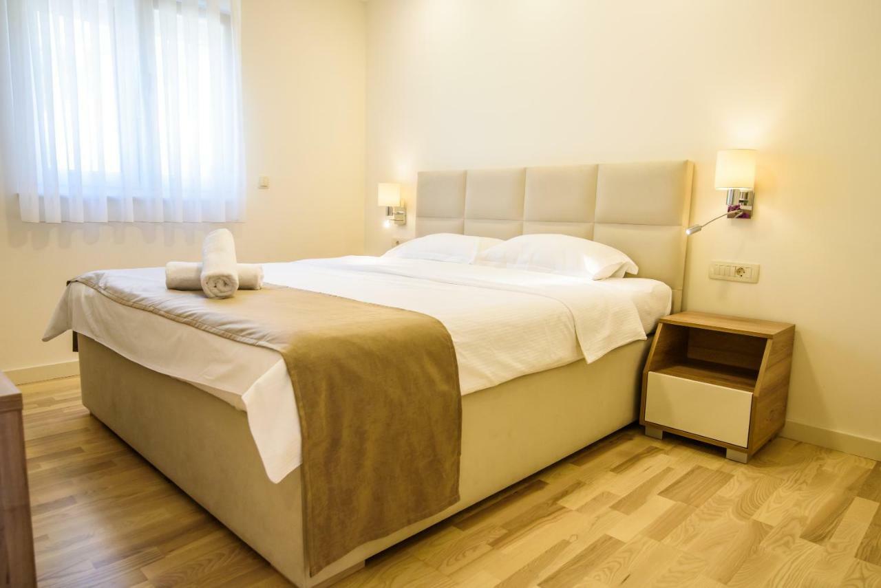Apartments Leone Lukas Promajna Εξωτερικό φωτογραφία
